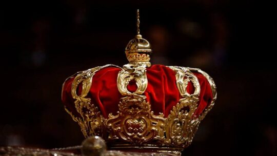 Coroa do Rei - Abdicar
