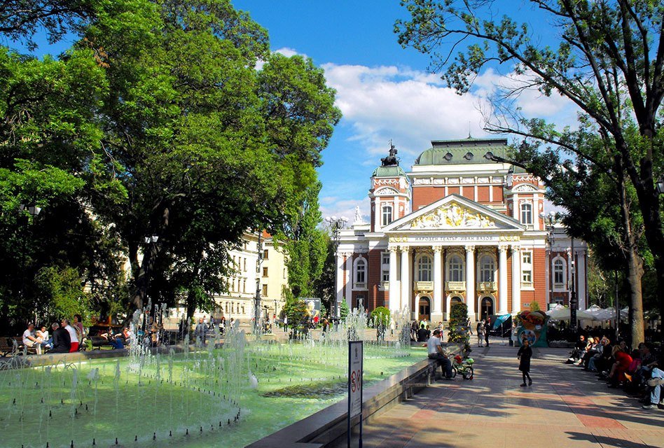 Búlgaro Artigos e Pronomes • HR Idiomas