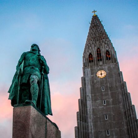 Hallgrímskirkja ou Igreja de Hallgrímur